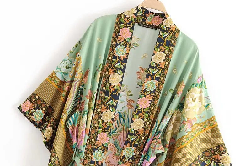 Hespera Kimono