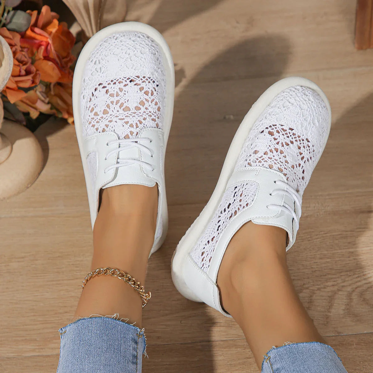 Casual Lace-up Sneakers