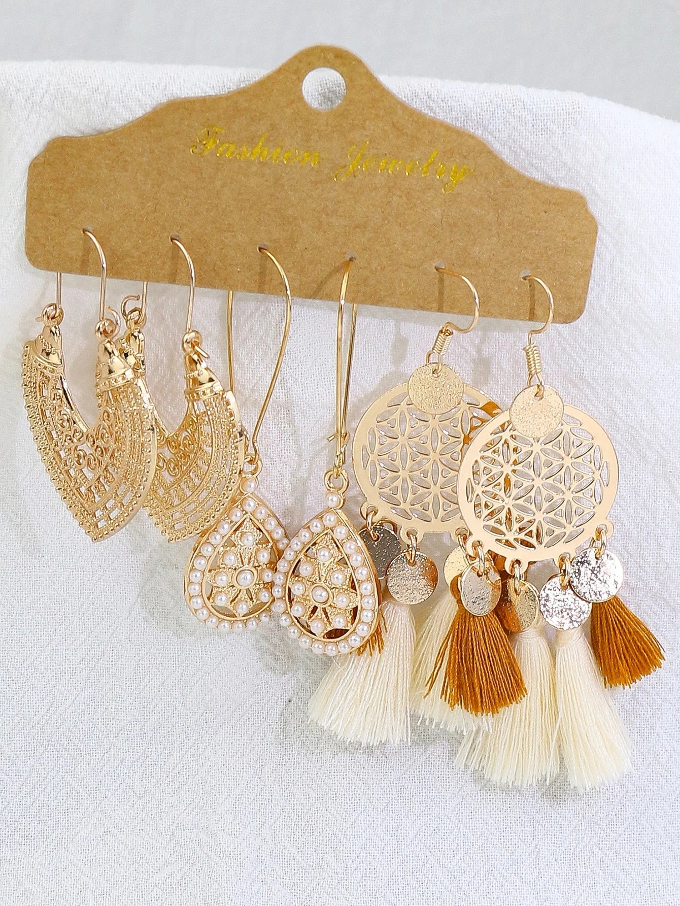 Versatile Golden Earrings & Ear Studs