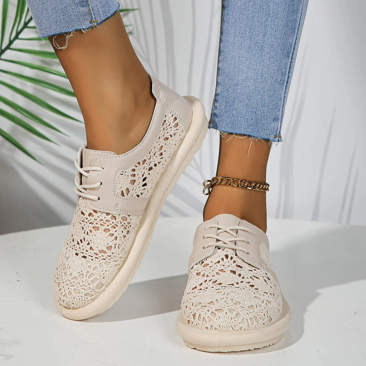 Casual Lace-up Sneakers