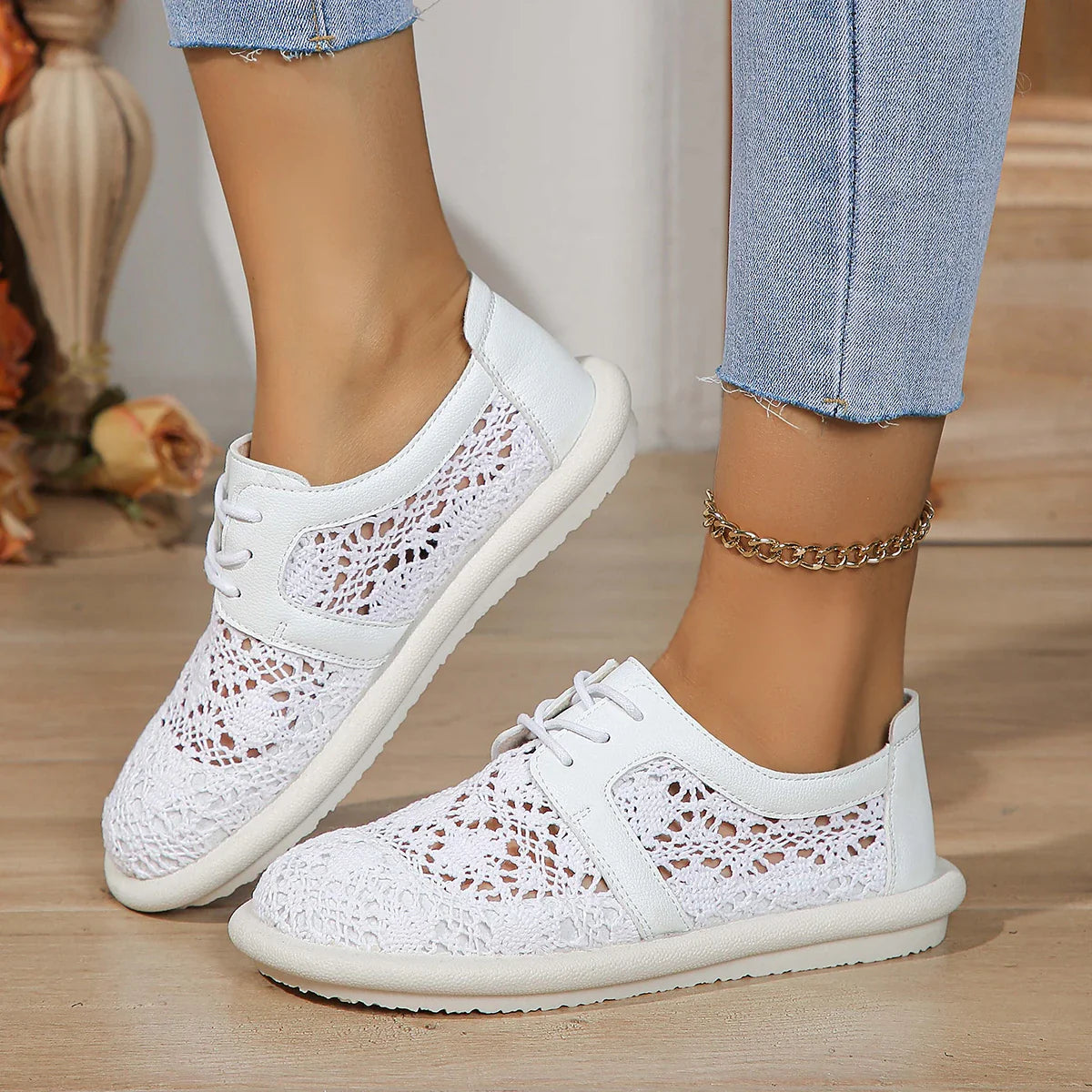 Casual Lace-up Sneakers