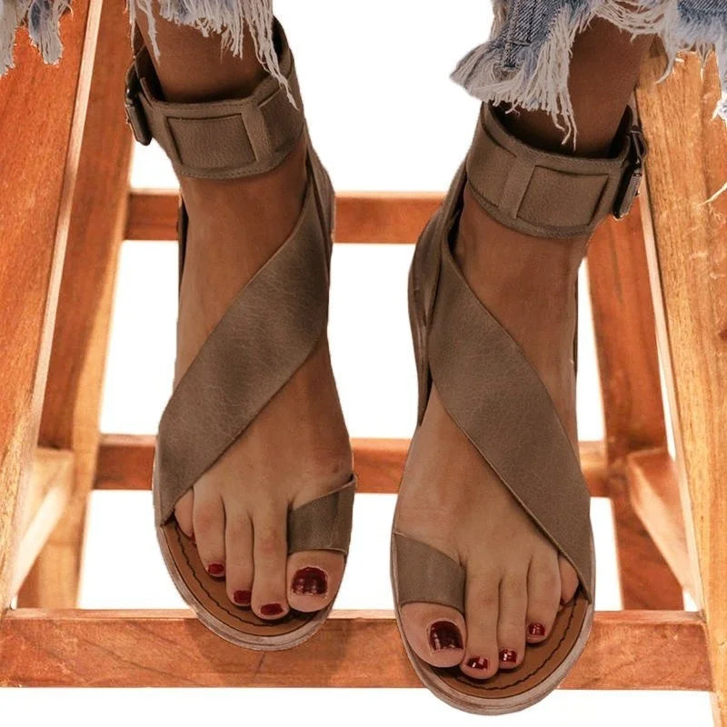 Buckle Beach Sandals